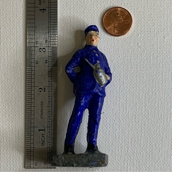 Antique Composition Figure Railroad Engineer W Oil Can Toy Trico Figurine Japan - Picture 14 of 14